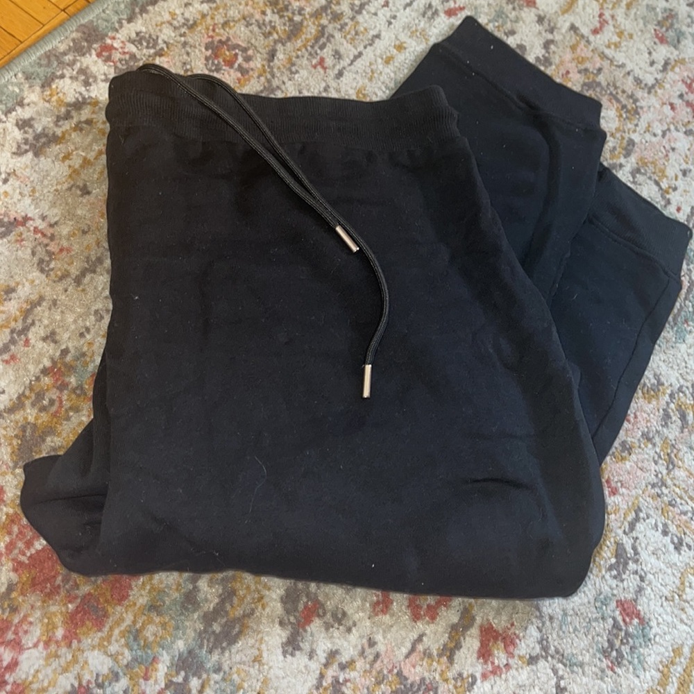 🖤 Black fleece drawstring joggers 🖤
